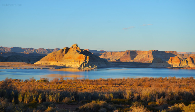Sunrise over Lake Powell