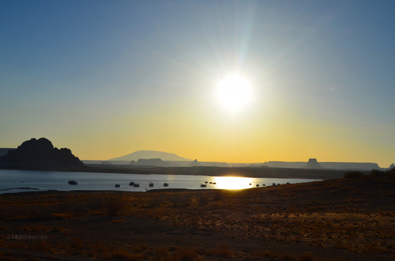 Sunrise over Lake Powell